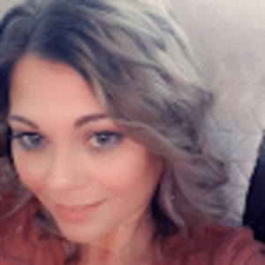 Meet your Posher, Michele